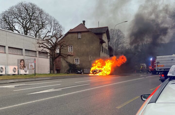 Keine Verletzte bei Autobrand in Schönenwerd (SO) - LKW-News aktuell und informativ