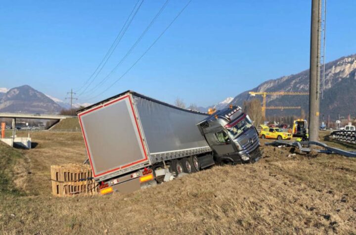 Schwerer Unfall im Wallis: Fahrer aus LKW geschleudert - LKW-News aktuell und informativ