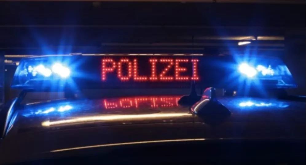 Basel: Verletzte bei Busunfall-Notbremsung – Motorradfahrer/-in gesucht! - LKW-News aktuell und informativ
