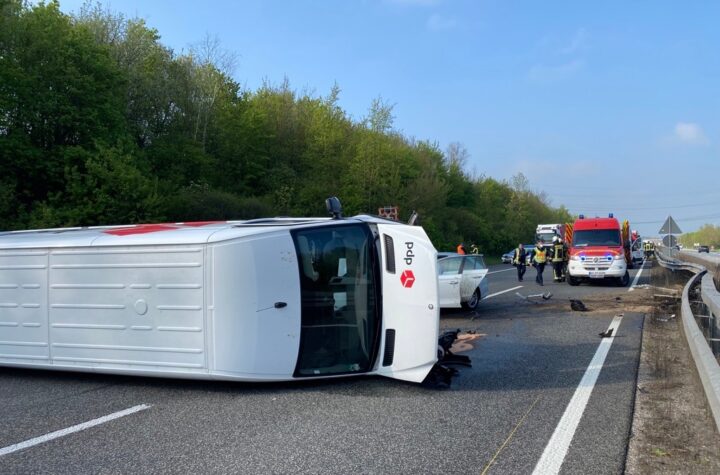 Vollsperrung bei Verkehrsunfall A 63 mit leichtverletzter Person￼ - LKW-News aktuell und informativ
