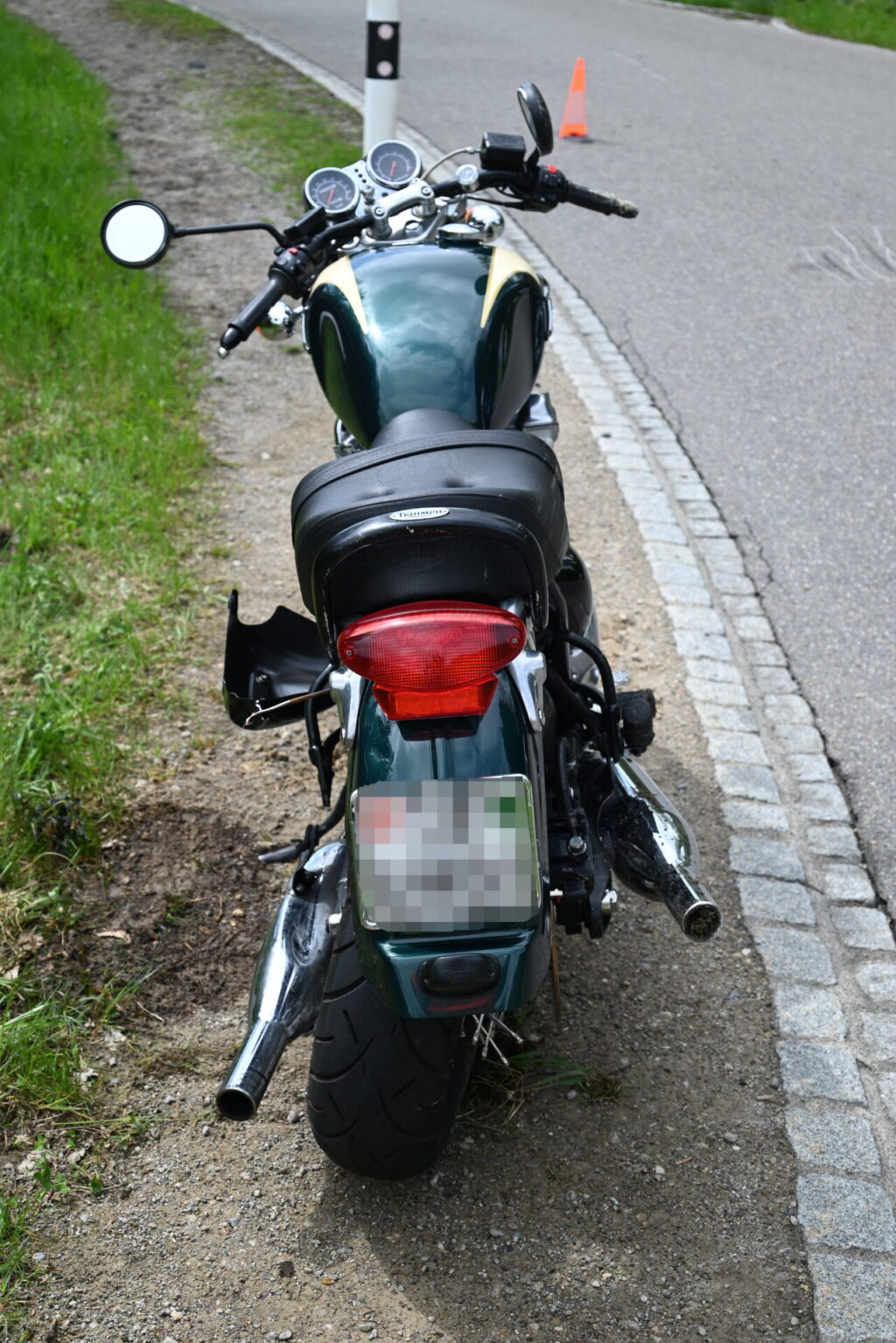 Bütschwil (SG): Zusammenprall zwischen Auto und Motorrad, zwei Verletzte