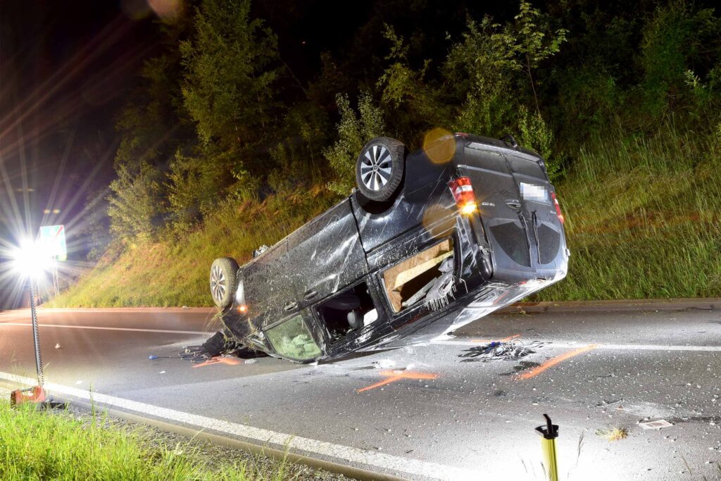 Buochs NW: Selbstunfall auf der Autobahn A2 - LKW-News aktuell und informativ