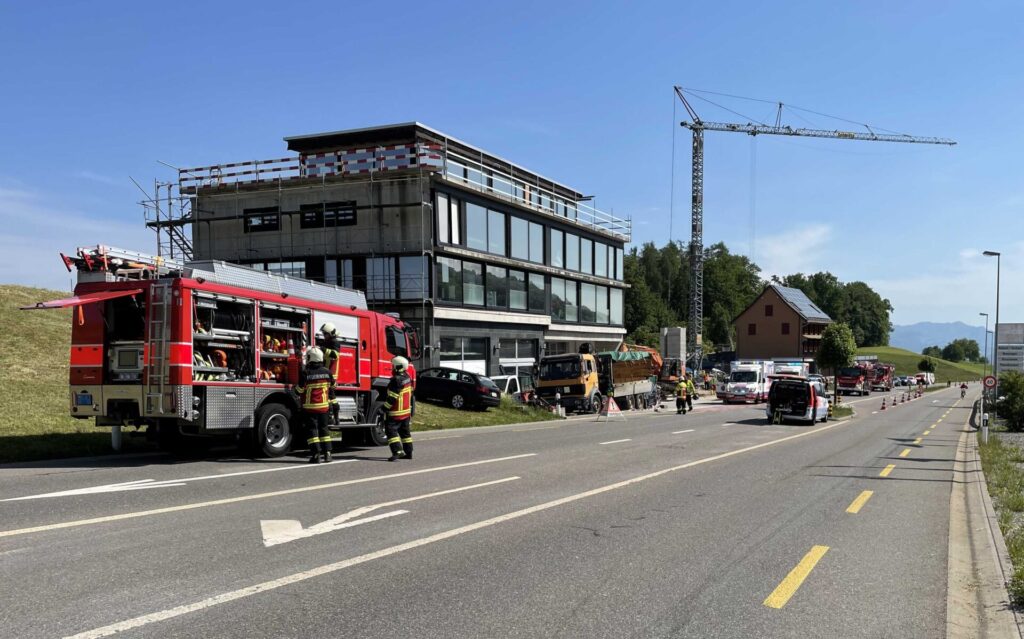 Feusisberg (SZ): Tragischer Arbeitsunfall mit tödlichem Ausgang - LKW-News aktuell und informativ