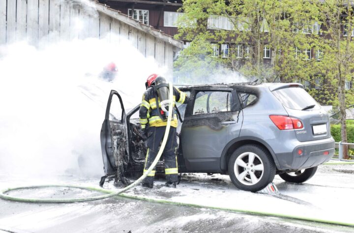 Herisau (AR): Totalschaden durch Fahrzeugbrand - LKW-News aktuell und informativ