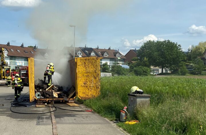 Hünenberg (ZG): Unklare Brandursache in Abfallcontainer - LKW-News aktuell und informativ