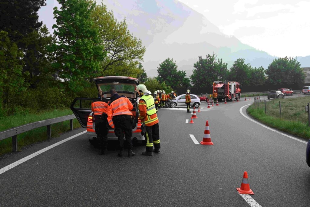 Mels: Selbstunfall auf Autobahnausfahrt - LKW-News aktuell und informativ