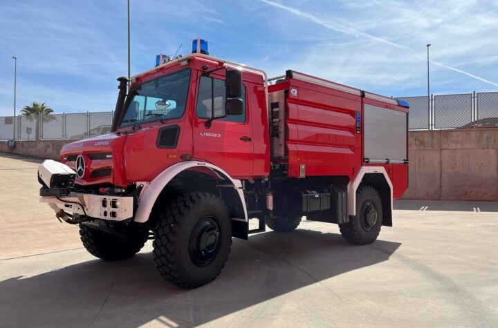 Mercedes Benz Special Trucks stellt einen Unimog zur Waldbrandbekämpfung auf der RETTmobil aus. - LKW-News aktuell und informativ