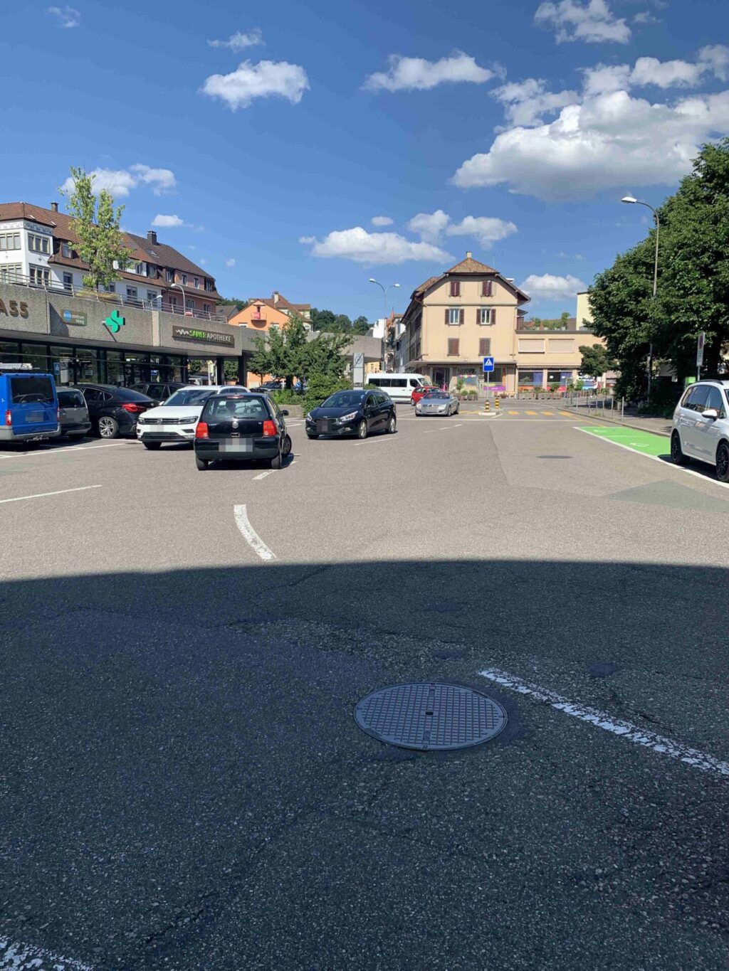 Olten: Fahrradlenkerin nach Kollision mit Auto verletzt - LKW-News aktuell und informativ