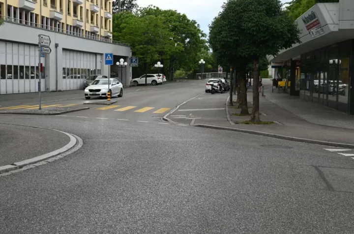 Rapperswil-Jona: Unfall zwischen Auto und Velo – Zeugenaufruf - LKW-News aktuell und informativ