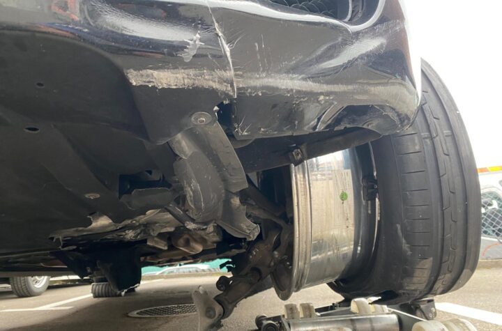 Risch Rotkreuz: Autorad macht sich selbstständig - 3 Autos beschädigt - LKW-News aktuell und informativ