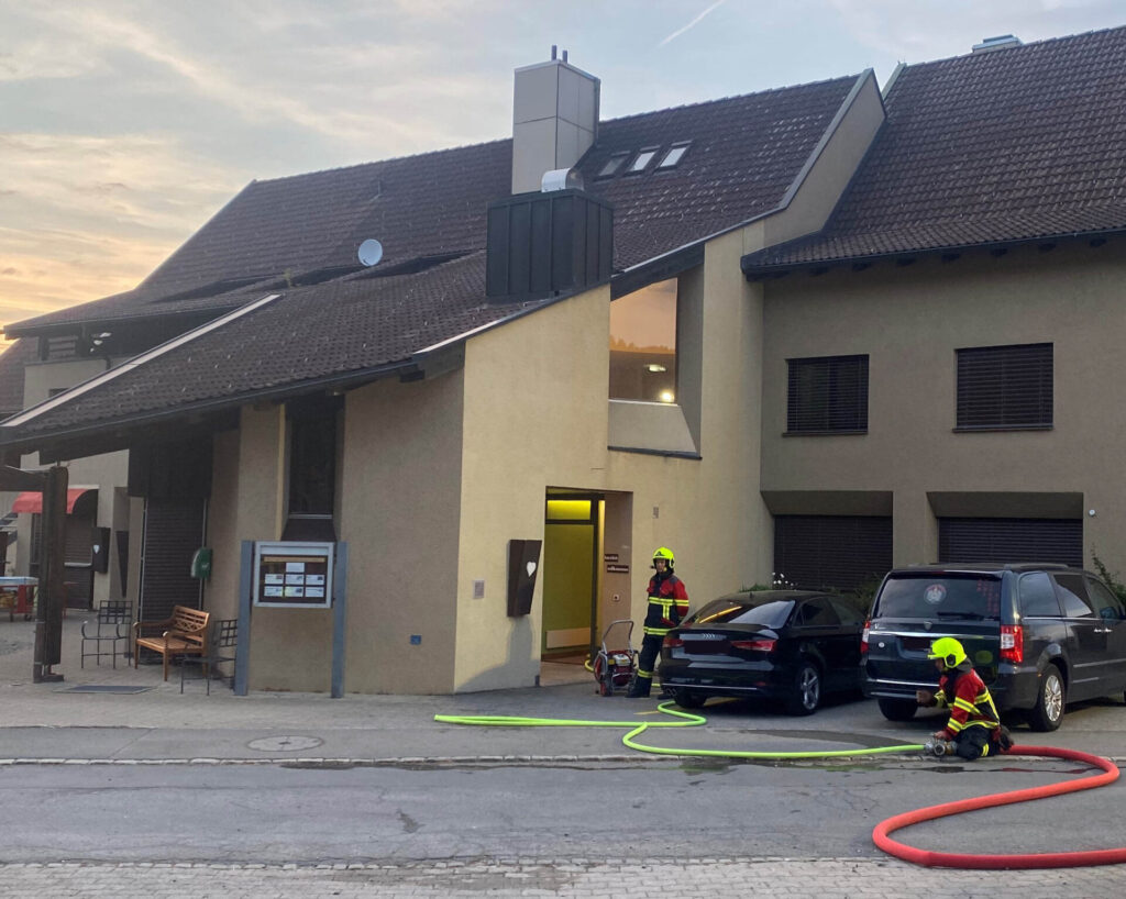 Zug: Feuerwehr rückte aus wegen Küchenbrand - LKW-News aktuell und informativ