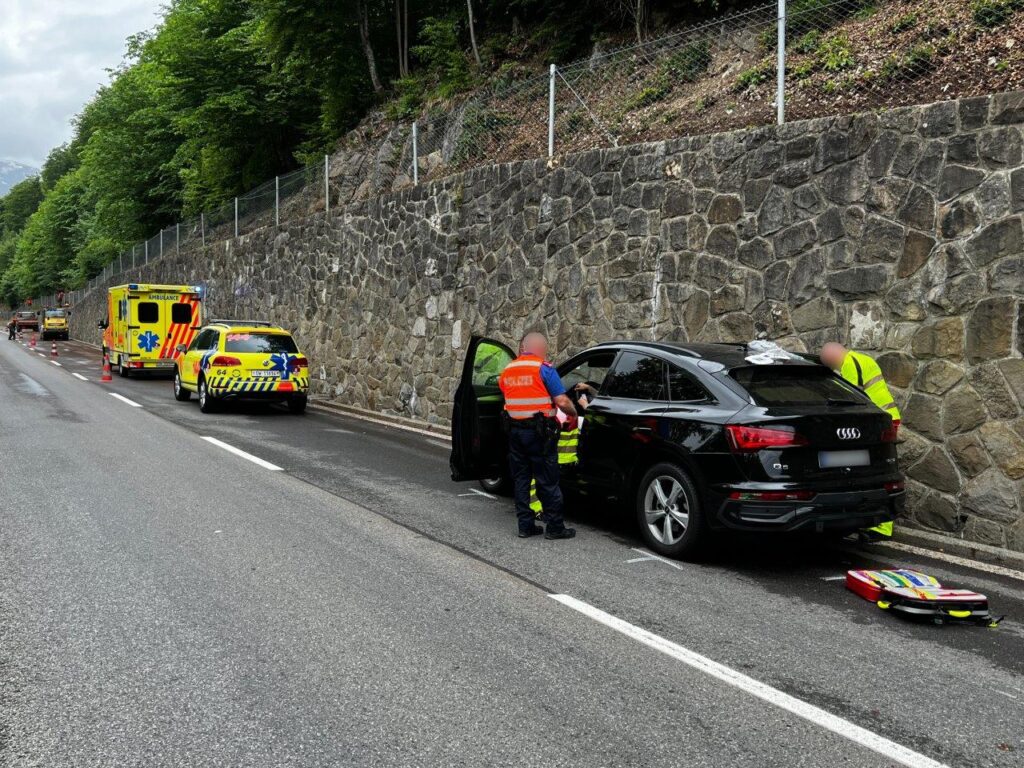 Auffahrkollision am Brünig fordert Verletzte - LKW-News aktuell und informativ