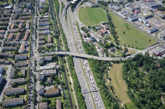 Verkehrsunfälle führten zur Sperrung der A1 und weiterer Strassen - LKW-News aktuell und informativ