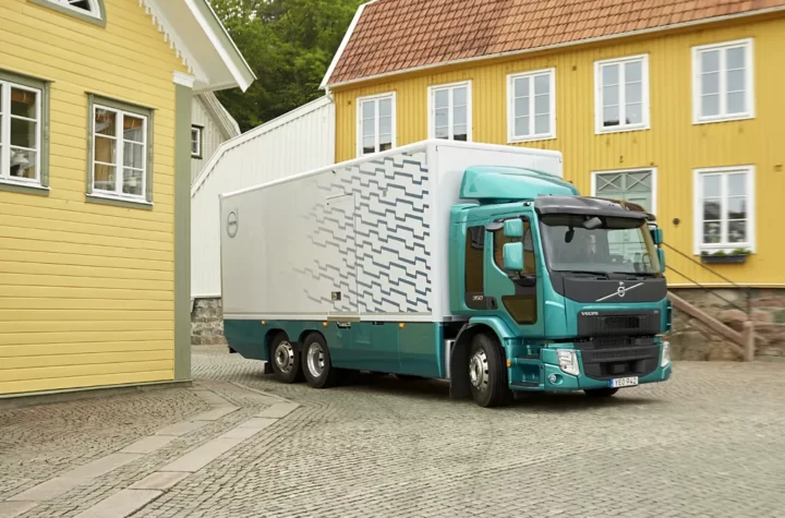 Volvo Trucks verbessert das Fahrverhalten und die Effizienz seiner Lkw für den Stadtverkehr - LKW-News aktuell und informativ