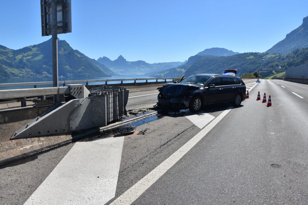 Beckenried NW: Kantonspolizei Nidwalden kollidiert mit Anpralldämpfer - LKW-News aktuell und informativ