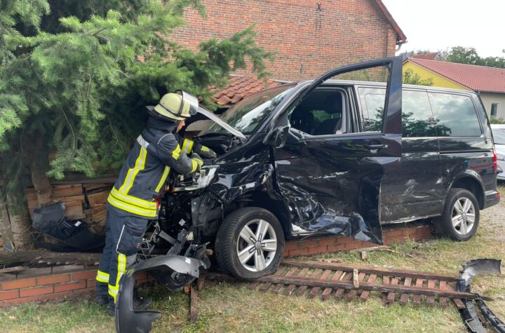 Celle: Verkehrsunfall in Groß Hehlen - LKW-News aktuell und informativ