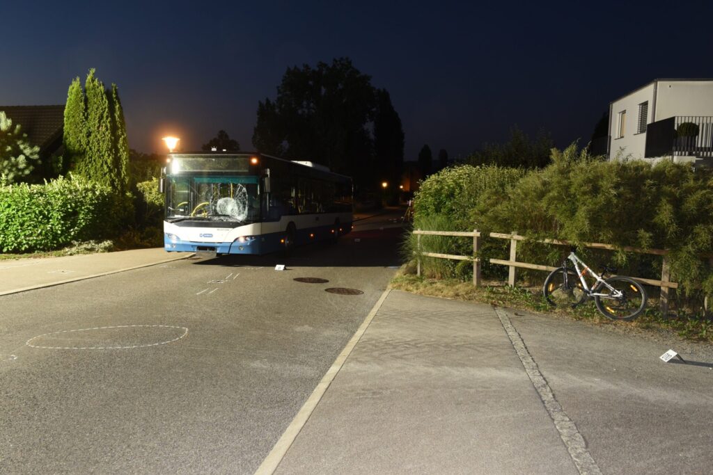 Maur: Knabe bei Verkehrsunfall verletzt - LKW-News aktuell und informativ