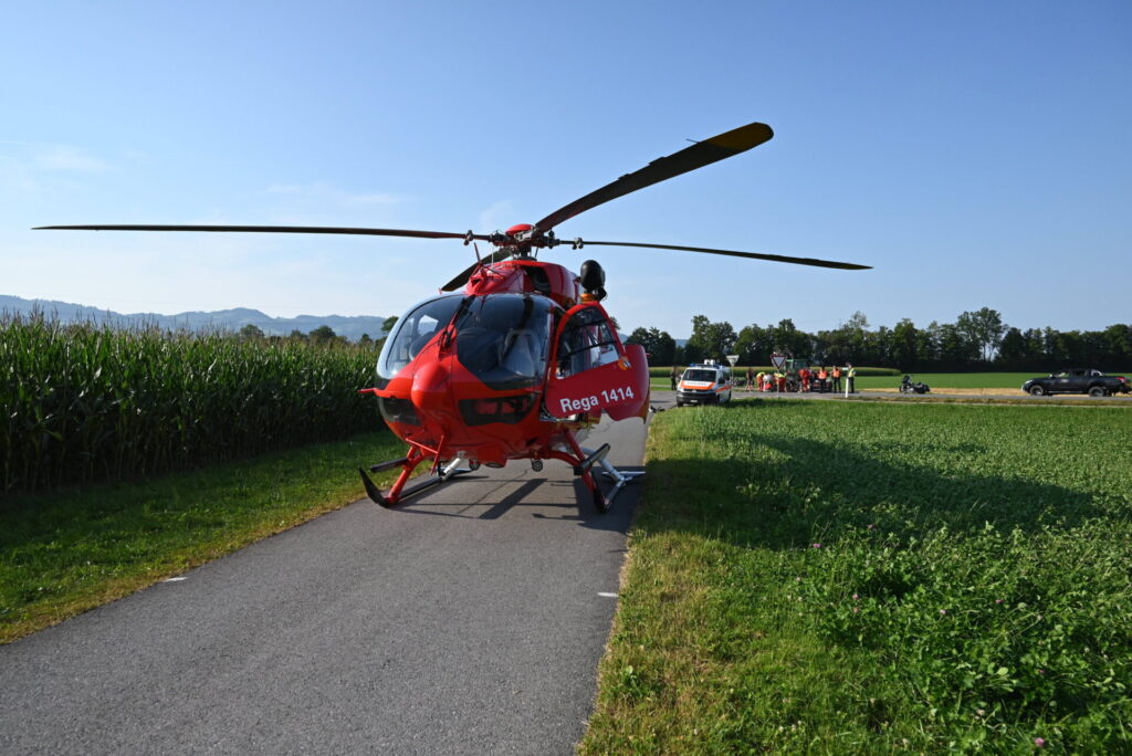 Oberriet: Zusammenstoss zwischen Traktor und Motorrad - LKW-News aktuell und informativ