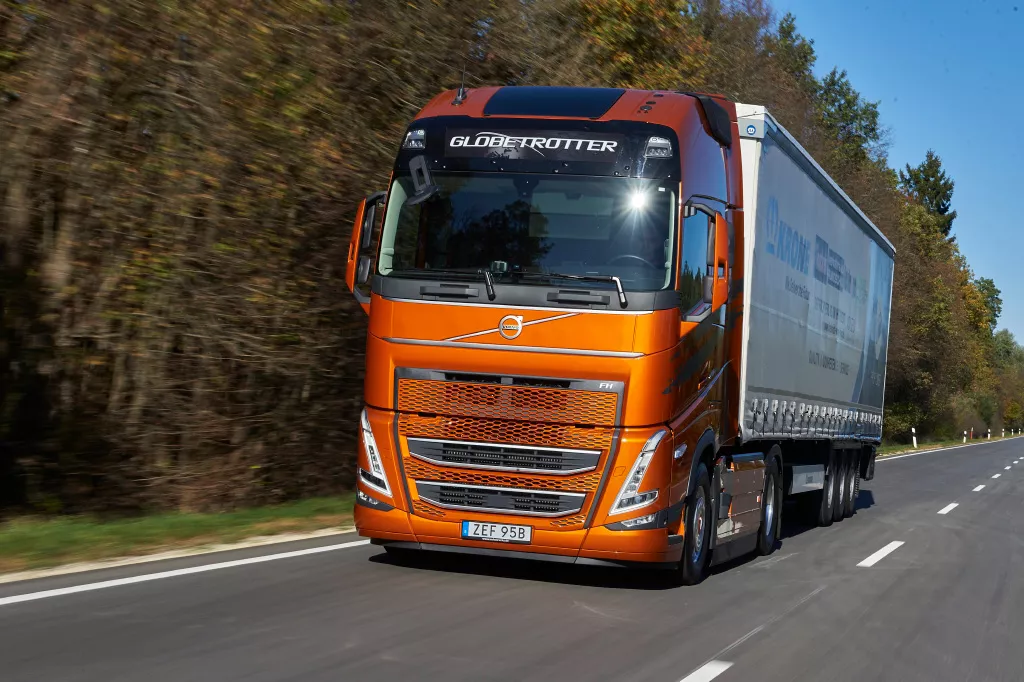 Volvo Trucks senkt Kraftstoffverbrauch bei Testfahrt um 18 % - LKW-News aktuell und informativ 2