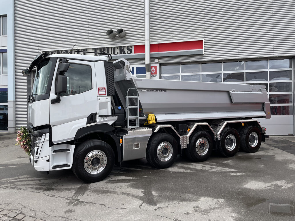 Renault Trucks: Eine Power-Maschine - LKW-News aktuell und informativ