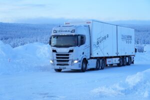 Scania: LKW demonstrieren auch bei härtesten Wintereinsätzen ihre Stärken - LKW-News aktuell und informativ