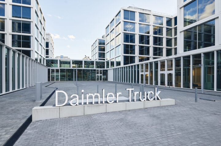 Daimler Trucks: Nach erfolgreichem ersten Geschäftsjahr 2022 zahlt Daimler Truck 7.300 Euro an Beschäftigte - LKW-News aktuell und informativ