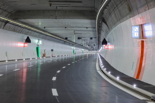 Zürich-Gubrsttunnel: Nächtliche Spurabbauten für Umstellungsarbeiten - LKW-News aktuell und informativ