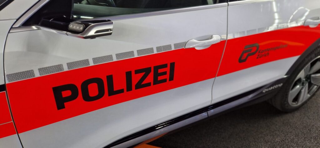 Basel: Fahrradfahrerin nach Kollision mit Lastwagen tödlich verletzt - LKW-News aktuell und informativ