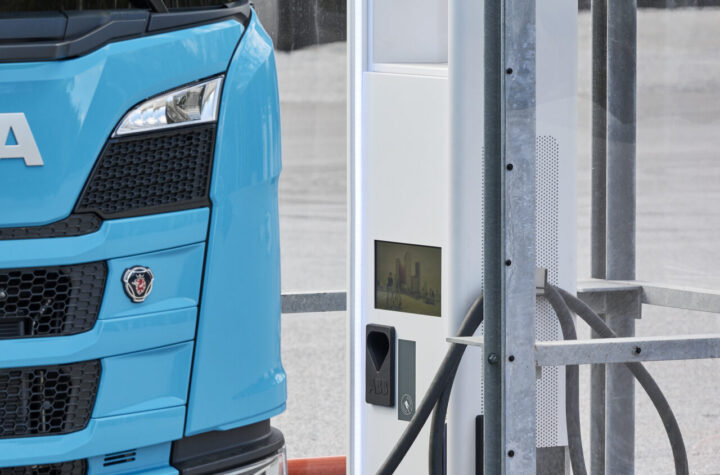 ABB E-mobility und Scania führen erfolgreich den ersten Test zur Entwicklung eines Megawatt-Ladesystems durch - LKW-News aktuell und informativ