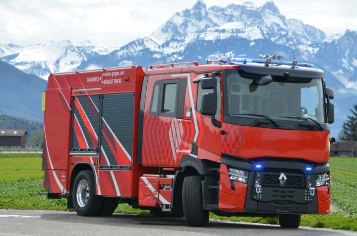 Renault Trucks kann auch Feuerwehr: Der Rüstwagen T 460 P4×2 - LKW-News aktuell und informativ