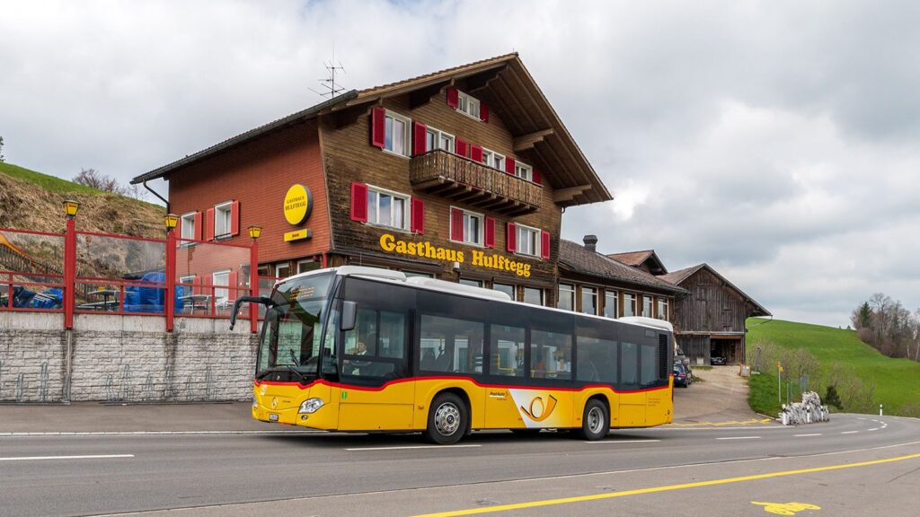 Eine neue Postauto-Verbindung über die Hulftegg - LKW-News aktuell und informativ