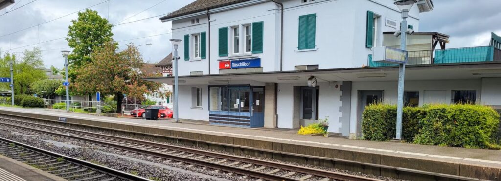 SBB: Bahnhof Rüschlikon - Stufenfreier Zugang zu den Zügen mit neuer Personenunterführung - LKW-News aktuell und informativ