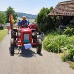 Bezirk Perg: Kleinkind bei Traktorarbeit verletzt - LKW-News aktuell und informativ