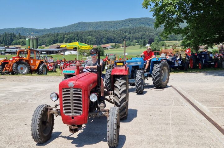 8. Traktoren und Oldtimer-Treffen in Otelfingen ZH - Bilder von Samstag, den 03. Juni 2023 - LKW-News aktuell und informativ 6
