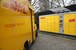 Mehr Komfort im Wohnquartier: Vonovia und Deutsche Post DHL kooperieren bei Packstationen - LKW-News aktuell und informativ