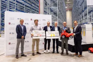 Schlüsselübergabe erfolgt – Iveco Group bezieht neues Ersatzteillager in Giengen an der Brenz - LKW-News aktuell und informativ 2