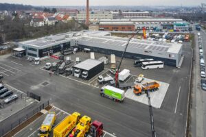 Daimler Truck (DE) eröffnet neuen Standort für Vertrieb und Service von Lkw und Bussen in Stuttgart - LKW-News aktuell und informativ