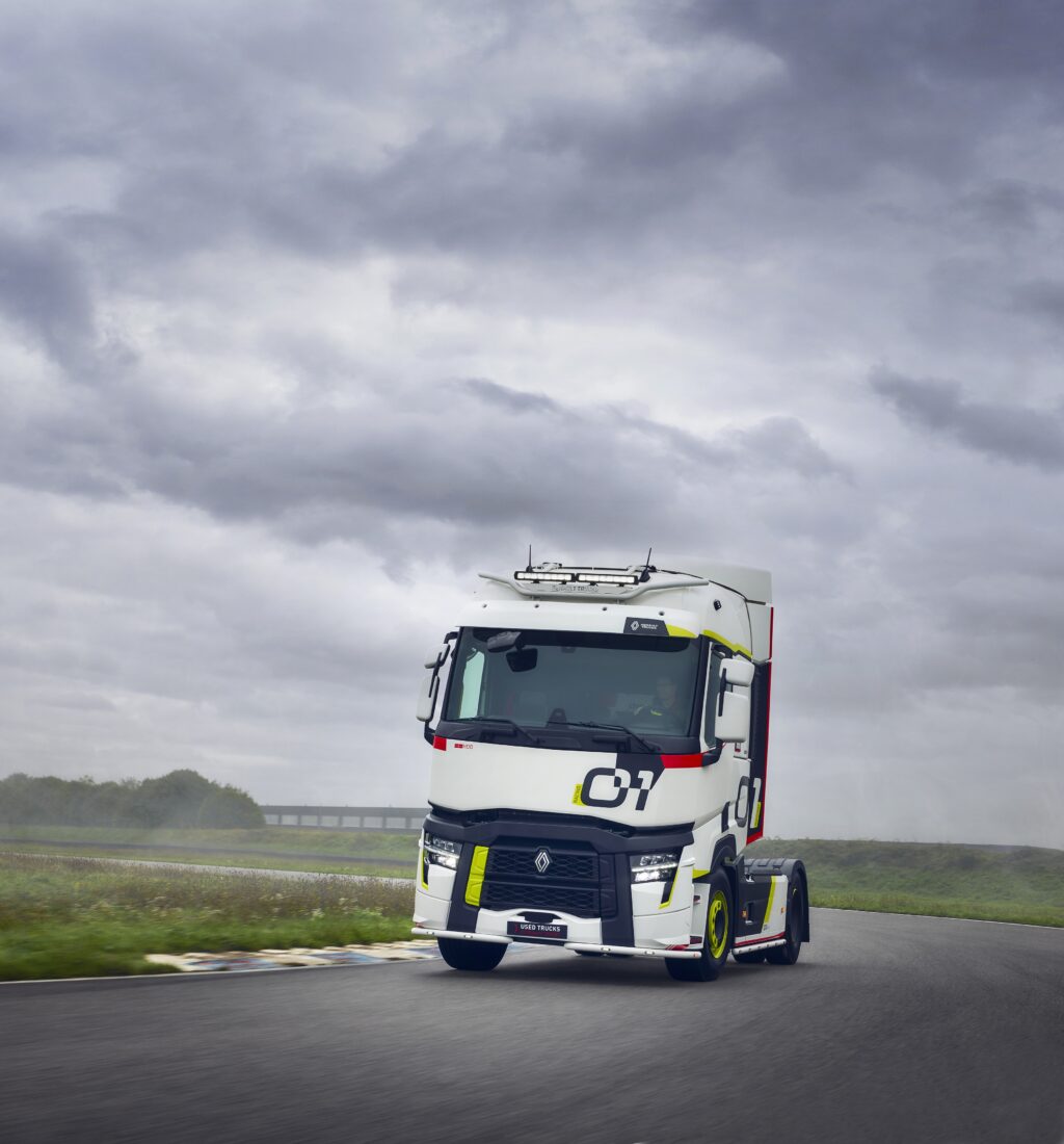Renault-Trucks: T 01 Racing - Die neue Used Trucks Generation steigt in die Premiumklasse auf - LKW-News aktuell und informativ