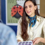 Von der Uniform zum Unikum: Post lanciert Briefmarken aus alten Postkleidern - LKW-News aktuell und informativ