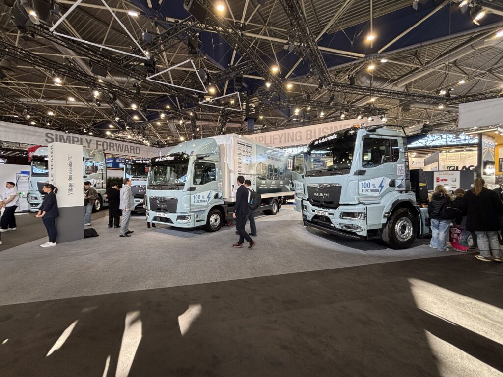 MAN eTGL: Kühlkoffer-Variante feiert Weltpremiere auf der Solutrans 2025 - LKW-News aktuell und informativ